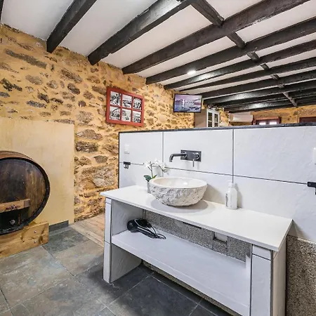 Guestready - Charming Stone Wall Retreat Casa de hóspedes Vila Nova de Gaia
