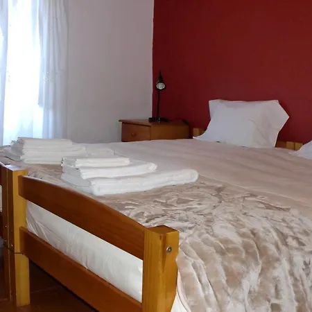 Mira House *