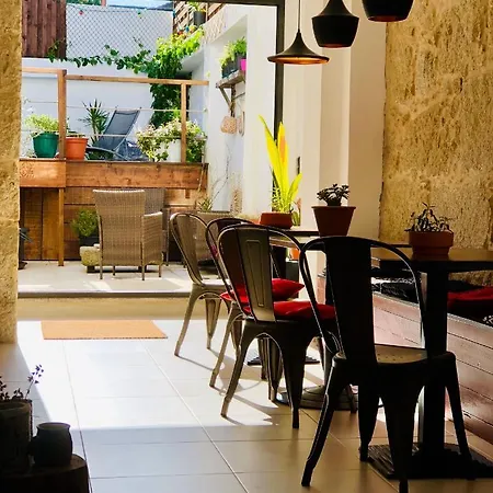 Boreal Porto Gaia - Patio & Pool Bed & Breakfast