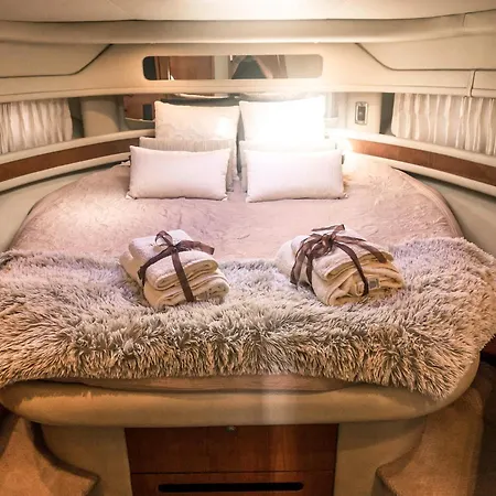 Yacht Blue Days Botel Vila Nova de Gaia