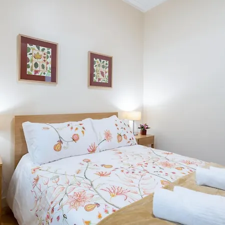 Host Wise - Lovely Bright Flat - Instaworthy View Apartment