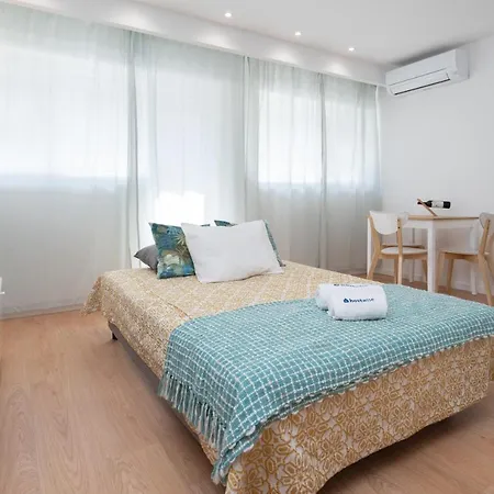 Apartment Sweet Sunny Flat W/ Balcony - Gaia