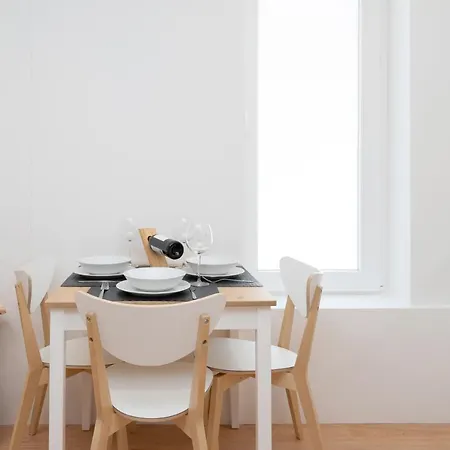 Sweet Sunny Flat W/ Balcony - Gaia Apartment Vila Nova de Gaia