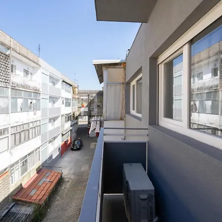 Sweet Sunny Flat W/ Balcony - Gaia * Vila Nova de Gaia