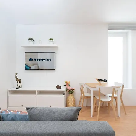 Apartment Sweet Sunny Flat W/ Balcony - Gaia Vila Nova de Gaia