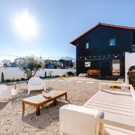 Holiday home Yellow Door Cabin Near Beach With Big Outdoor Space