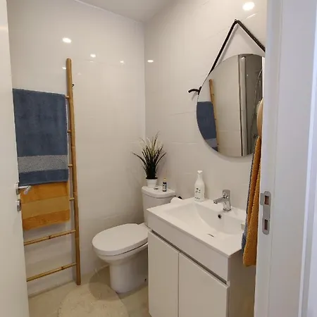 Cais De Gaia Historic Loft Apartment