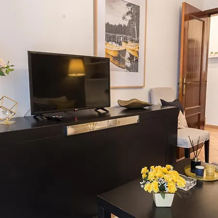 Premium Location 3 Bedroom *