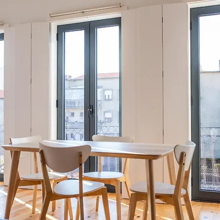 Alvaro's Charming Loft By Mp Apartment