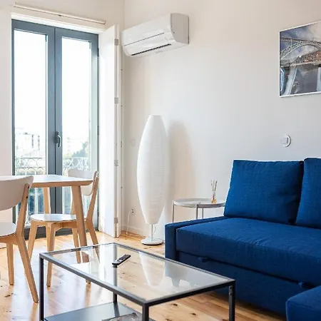 Alvaro's Charming Loft By Mp Apartment