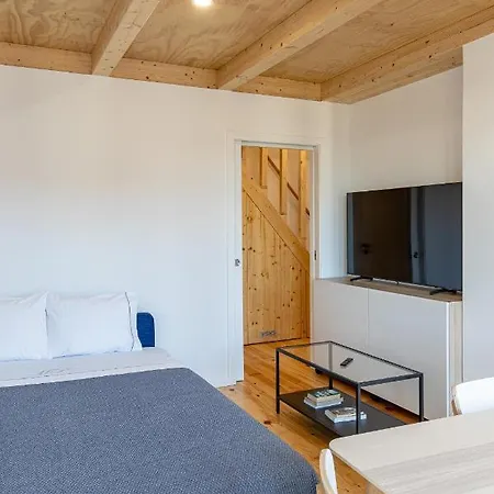 Alvaro's Charming Loft By Mp Apartment *