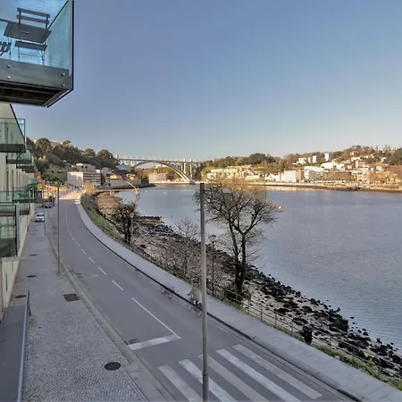 Douro Triplex - Destilaria By Porto Hosts Apartment Vila Nova de Gaia