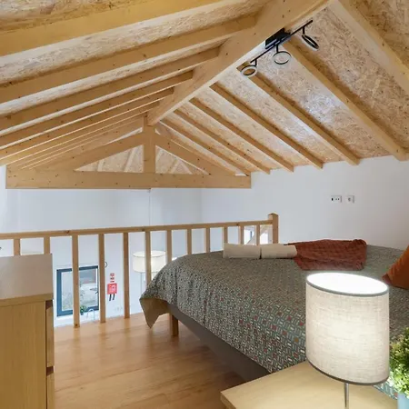 Stylish Duplex House - Terrace & River View