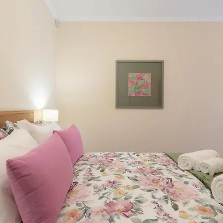 Apartment Host Wise - Lovely Bright Flat - Instaworthy View