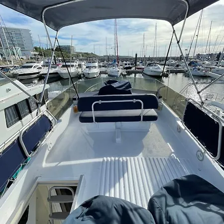 Infantman Yatch Botel *