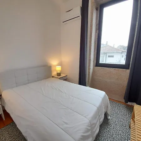 Blue River Apartment *