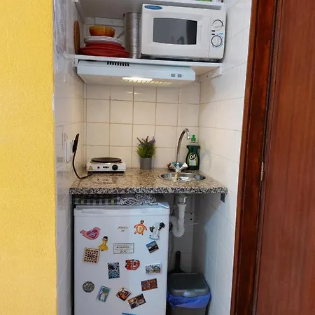 Casa de hóspedes Casa 563 With Indoor Bathroom And Small Kitchen