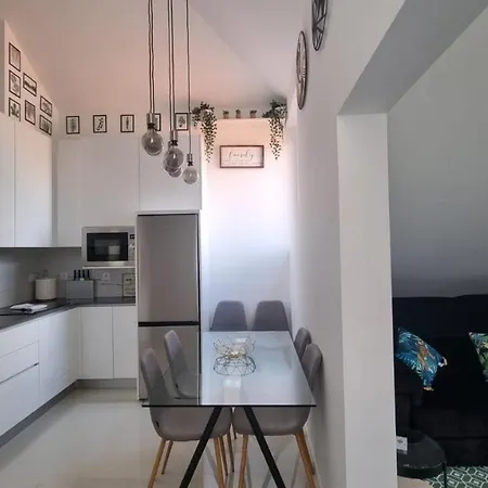 Luxury Penthouse - River Gallery Art - View&center Apartment *