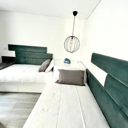 Apartment Luxury Penthouse - River Gallery Art - View¢