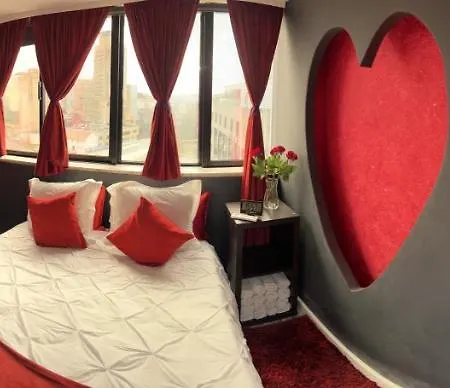 Apartamento Modern & 3 Minutes From The River *