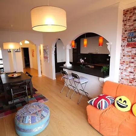 Apartment Heart Of The 2! Vila Nova de Gaia