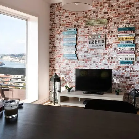 Apartment Heart Of The 2! Vila Nova de Gaia