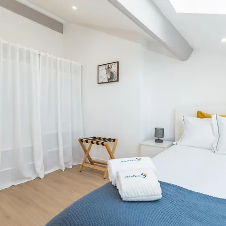 Com Conforto Proximo Caves Do Porto Apartment *