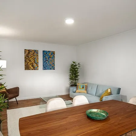 Apartment Lovely 2br W/ Views Over The River, Parking Incl