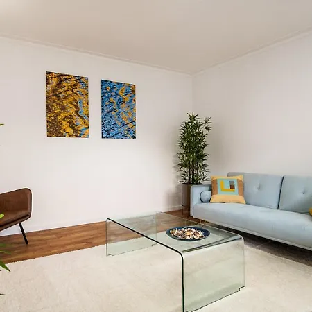Lovely 2br W/ Views Over The River, Parking Incl * Vila Nova de Gaia