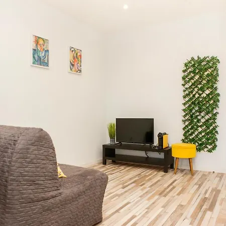 Apartamento Host Wise - Amadeo