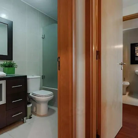 Apartment Fully Equipped 3 Bed - Parking. Vila Nova de Gaia