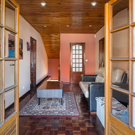 Charming And Calm House - 5 Minutes From The By Car Holiday home