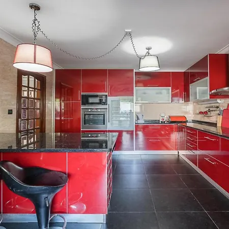 Holiday home Charming And Calm House - 5 Minutes From The By Car *
