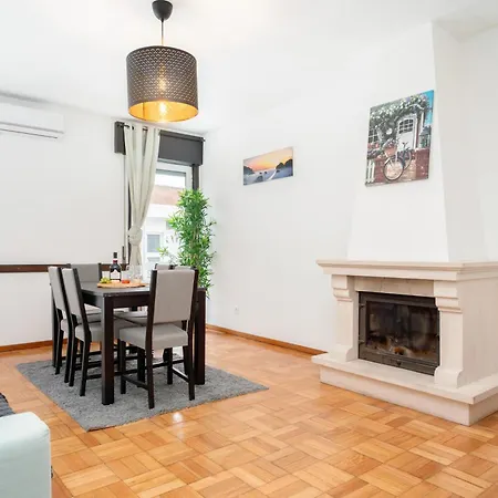 Host Wise - Spacious Sunny House With Terrace & Bbq Apartment *