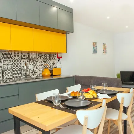 Amadeo - Gaia/porto 3.º T Apartment *