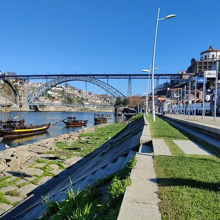 Apartment Cais De Gaia Historic Loft Vila Nova de Gaia