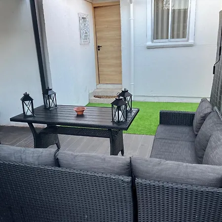 Francisca House Holiday home *