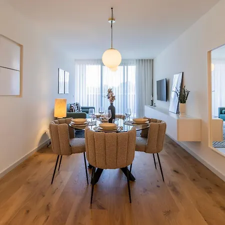 Apartment Stunning Flat In The Center Of Gaia By Lovelystay Vila Nova de Gaia