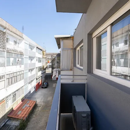 Apartment Sweet Sunny Flat W/ Balcony - Gaia *