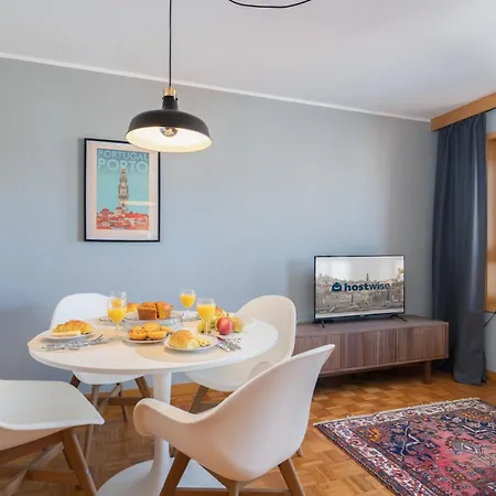 Host Wise - Fantastic Peaceful Flat In Gaia Apartment *
