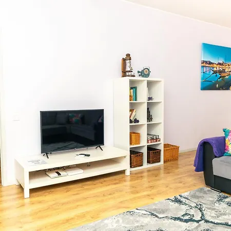 Homestay Violet House Your Place To *