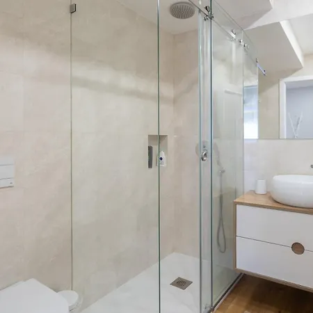 Guestready - Stylish Apt W Private Balcony In Gaia Vila Nova de Gaia