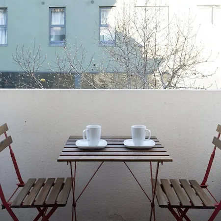 Guestready - Stylish Apt W Private Balcony In Gaia Vila Nova de Gaia