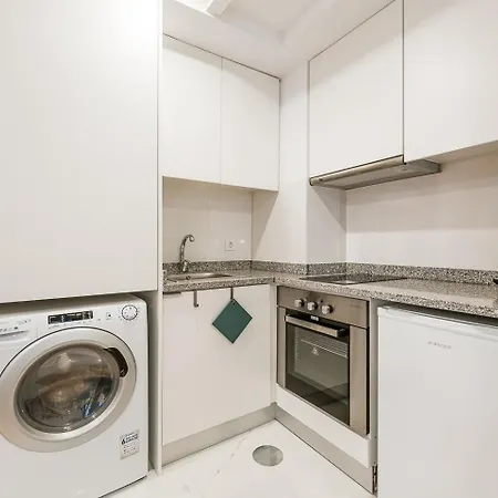 Guestready - Easygoing Pool To River *