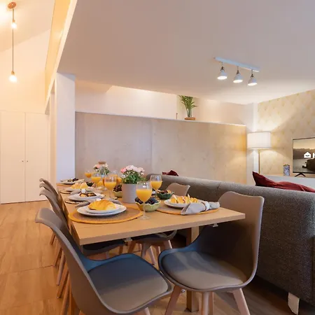 Host Wise - Duplex House - Terrace Holiday home *