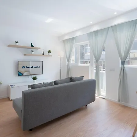 Sweet Sunny Flat W/ Balcony - Gaia