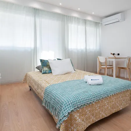Apartment Sweet Sunny Flat W/ Balcony - Gaia