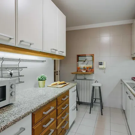 Great 1 Bdr Near Gaia Shopping Arrabida Esm * Vila Nova de Gaia