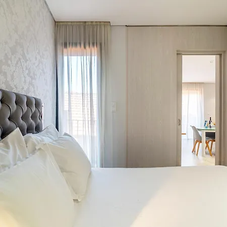 Apartment Dom Luis Flats