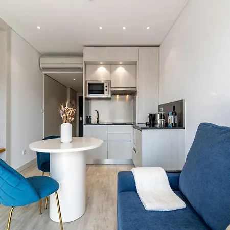 Apartment Dom Luis Flats *